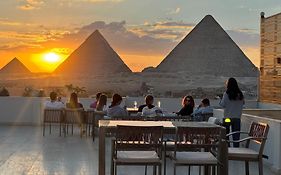Pyramids Hotel
